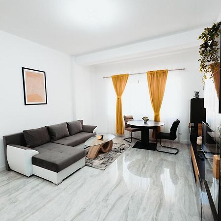 Cozy Aparthotel - Central City Sučava Exteriér fotografie
