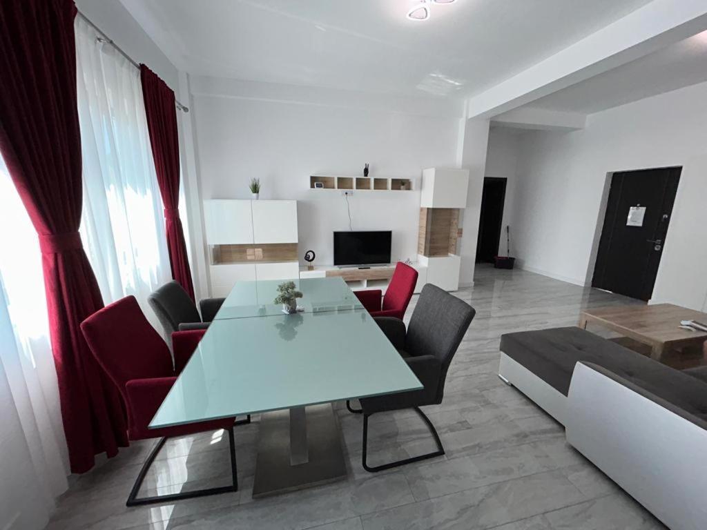 Cozy Aparthotel - Central City Sučava Exteriér fotografie